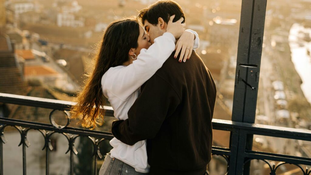 what country likes american men the most